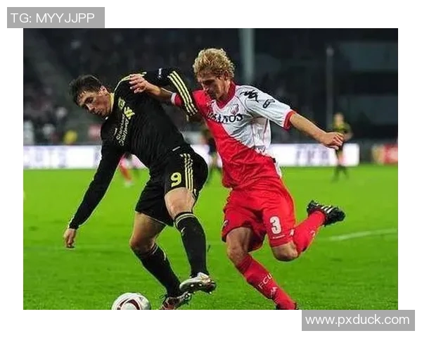 奈梅亨主场迎战埃因霍温FC双方争夺关键三分的激烈对决